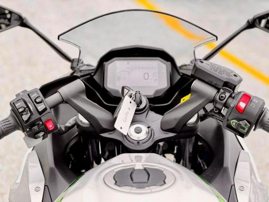 2024 Kawasaki CX500ARFNL Ninja 7 Hybrid (ABS)