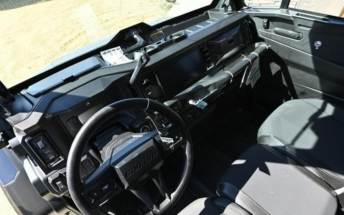 2026 Can-Am Defender MAX Limited HD11