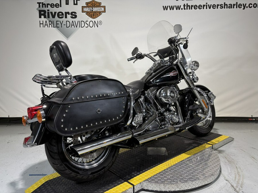 2008 Harley-Davidson® Heritage Softail® Classic Vivid Black