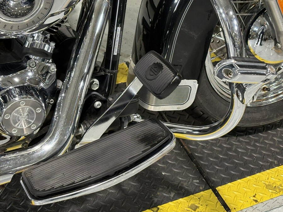 2008 Harley-Davidson® Heritage Softail® Classic Vivid Black