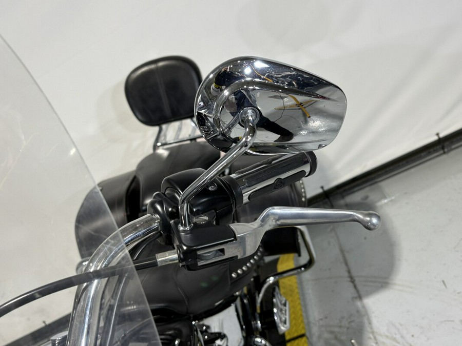 2008 Harley-Davidson® Heritage Softail® Classic Vivid Black