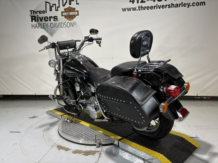 2008 Harley-Davidson® Heritage Softail® Classic Vivid Black