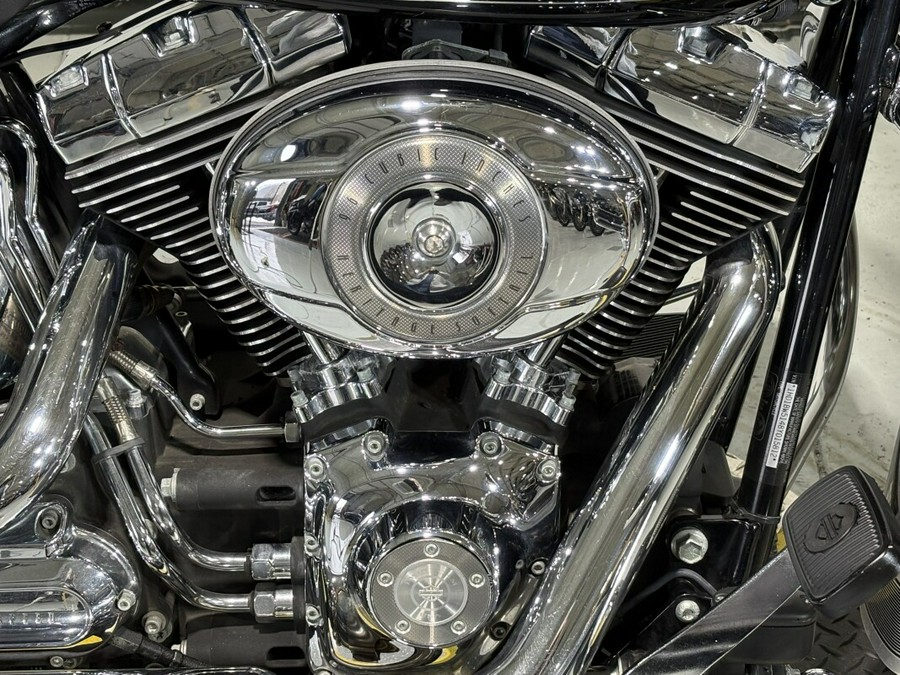 2008 Harley-Davidson® Heritage Softail® Classic Vivid Black