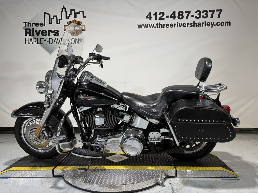 2008 Harley-Davidson® Heritage Softail® Classic Vivid Black