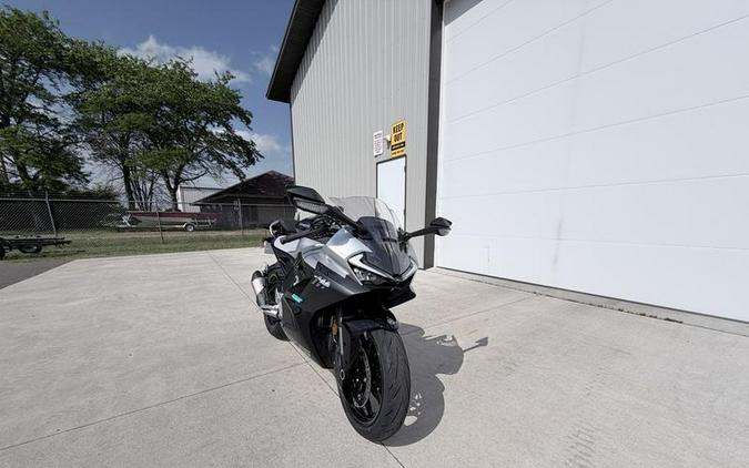 2026 CF Moto Cycle 675SS
