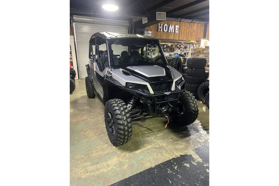 2024 Polaris Industries GENERAL® XP 4 1000 Ultimate