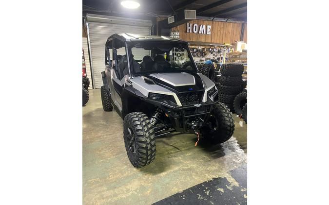 2024 Polaris Industries GENERAL® XP 4 1000 Ultimate