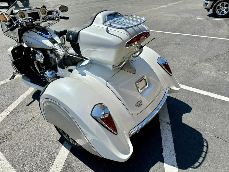 2018 Indian Motorcycle® Roadmaster® ABS Pearl White over Star Silver with CSC Arrow Trike Kit