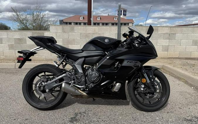 2025 Yamaha YZF-R7