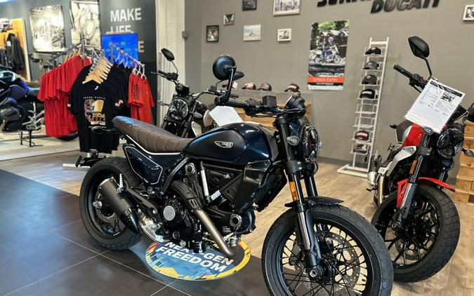 New 2025 Ducati SCR 800 NS