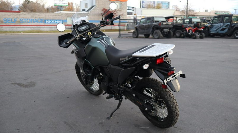 2025 Kawasaki KLR®650 Metallic Matte Old School Green ABS