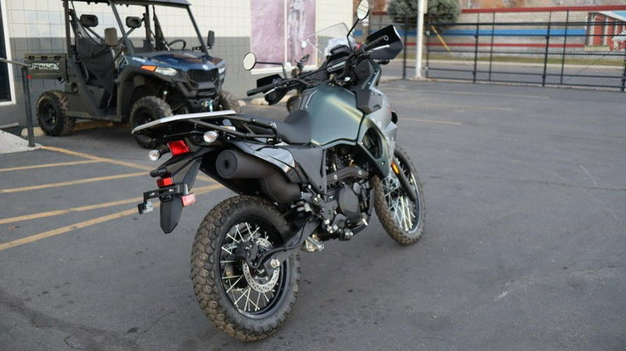 2025 Kawasaki KLR®650 Metallic Matte Old School Green ABS
