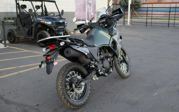 2025 Kawasaki KLR®650 Metallic Matte Old School Green ABS