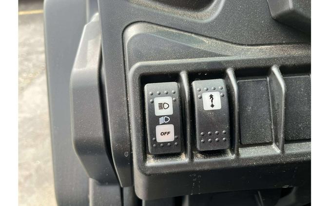 2025 Can-Am SSV DEF LTD 65 HD10 RD 25 Limited HD10