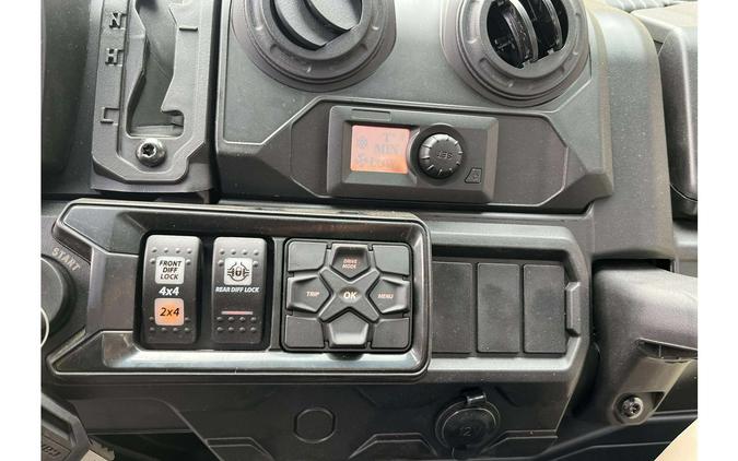 2025 Can-Am SSV DEF LTD 65 HD10 RD 25 Limited HD10