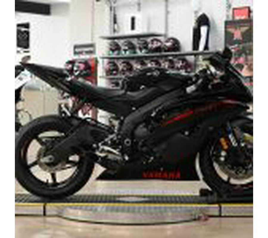 2015 Yamaha R6
