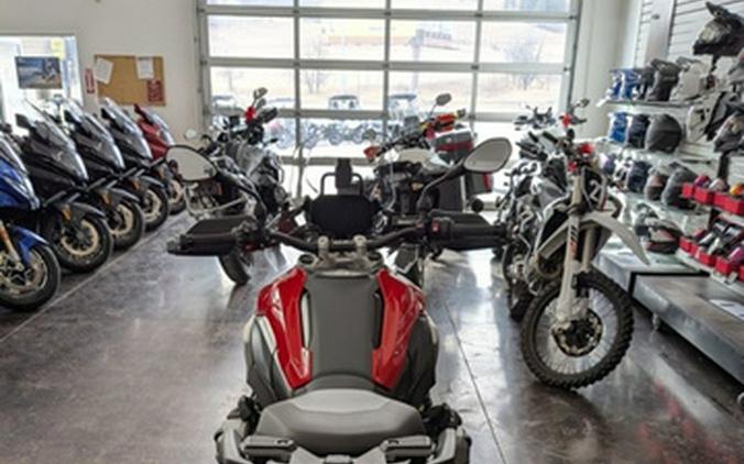 2026 BMW R 1300 GS Racing Red