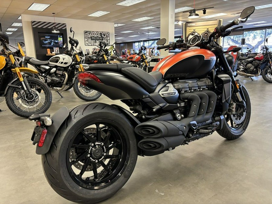 2026 Triumph Rocket 3 Storm R Satin Baja Orange Matt Sapphire