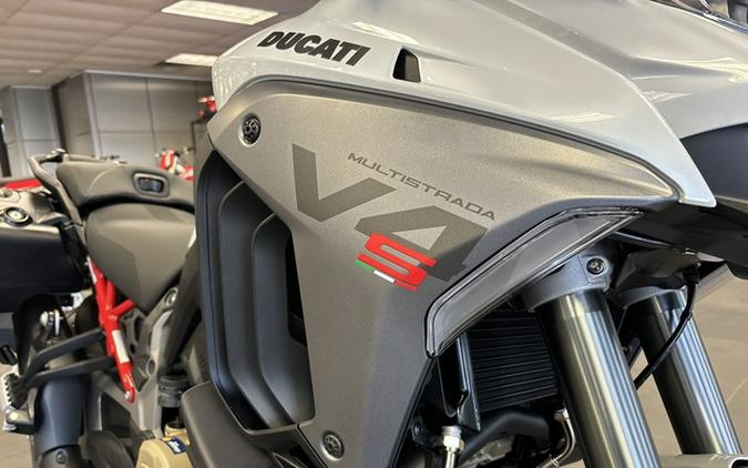 2026 Ducati Multistrada V4 S Travel & Radar Arctic White