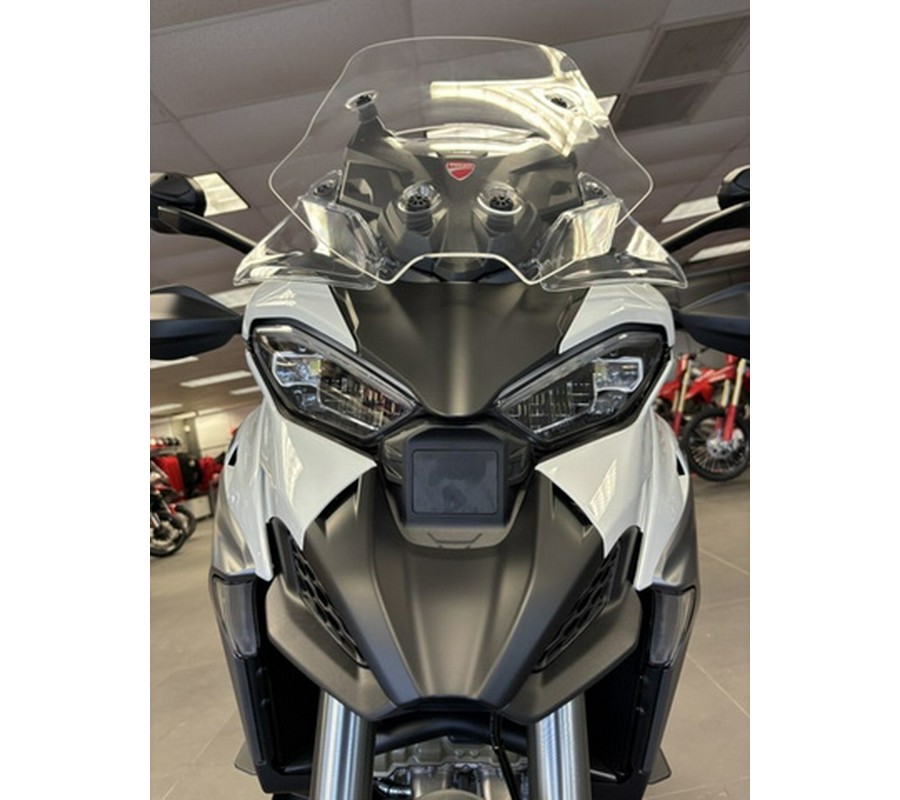 2026 Ducati Multistrada V4 S Travel & Radar Arctic White