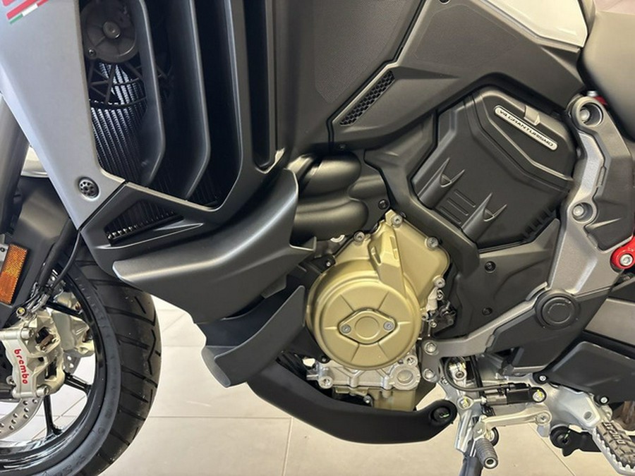 2026 Ducati Multistrada V4 S Travel & Radar Arctic White