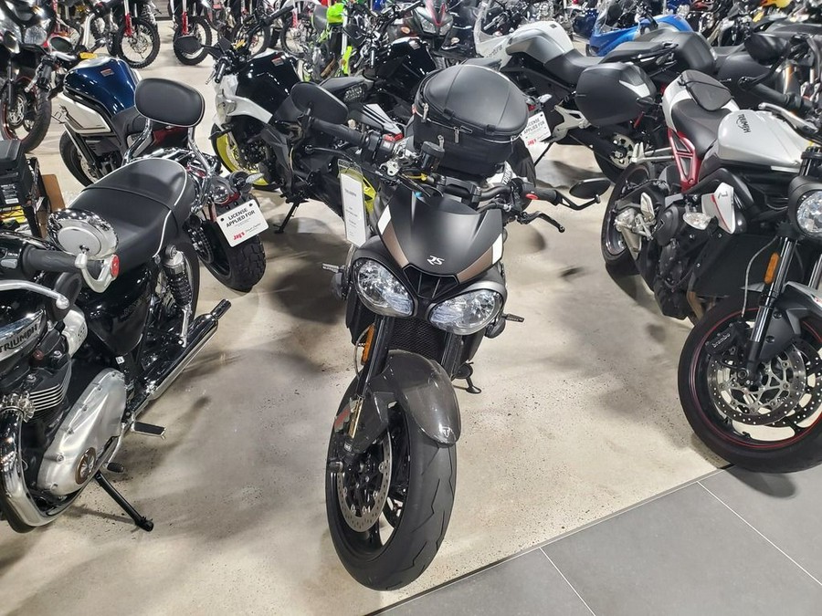 2020 Triumph Speed Triple RS Matte Jet Black