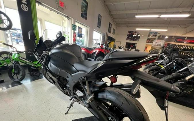 2024 Kawasaki Ninja® ZX™-10R