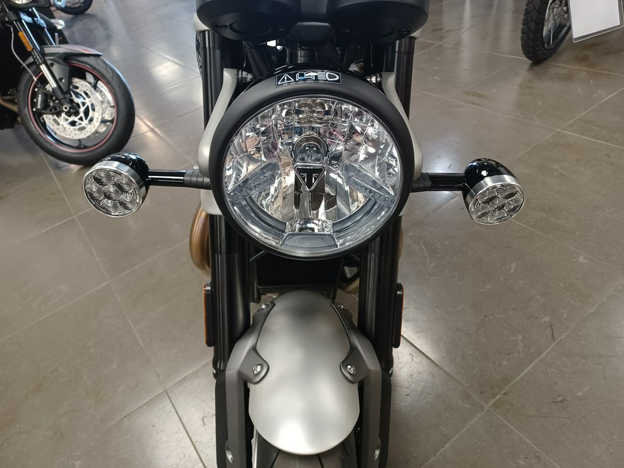 2024 Triumph Speed Twin 1200 Jet Black