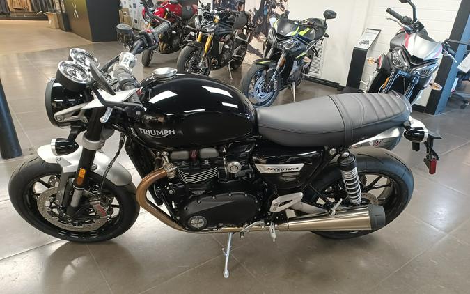 2024 Triumph Speed Twin 1200 Jet Black