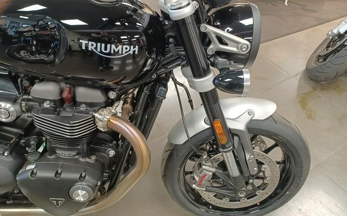 2024 Triumph Speed Twin 1200 Jet Black