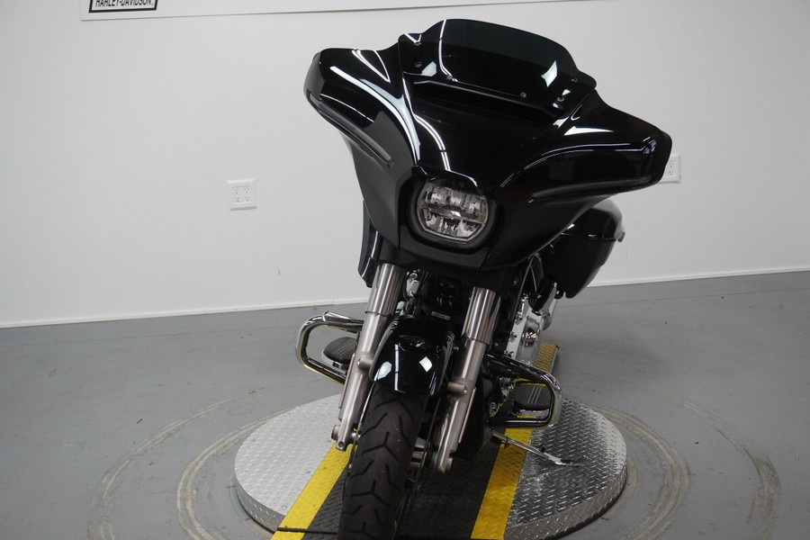 2024 Harley-Davidson® Street Glide® Vivid Black