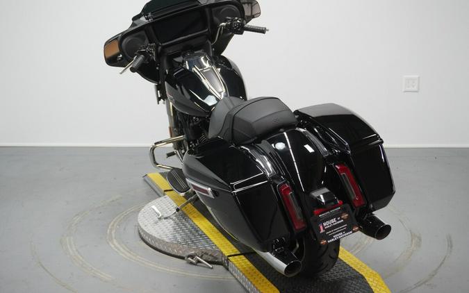 2024 Harley-Davidson® Street Glide® Vivid Black