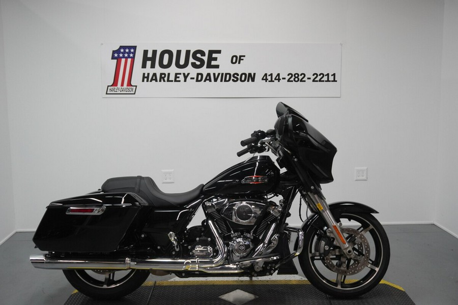 2024 Harley-Davidson® Street Glide® Vivid Black