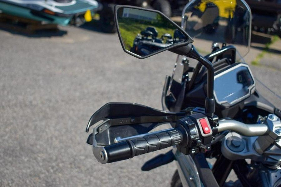 2026 Kawasaki KLE®500 SE ABS