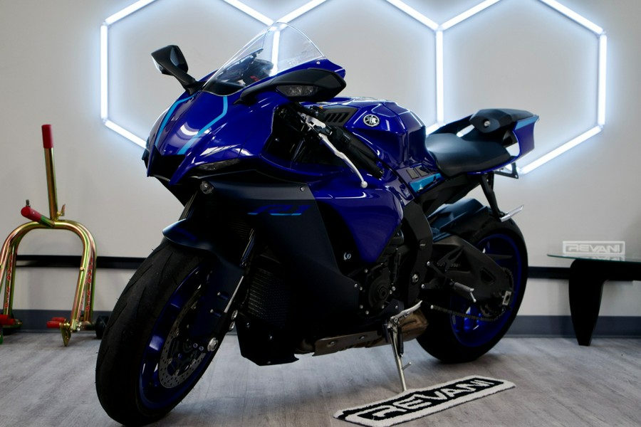 2023 Yamaha YZF-R1 YZF1000