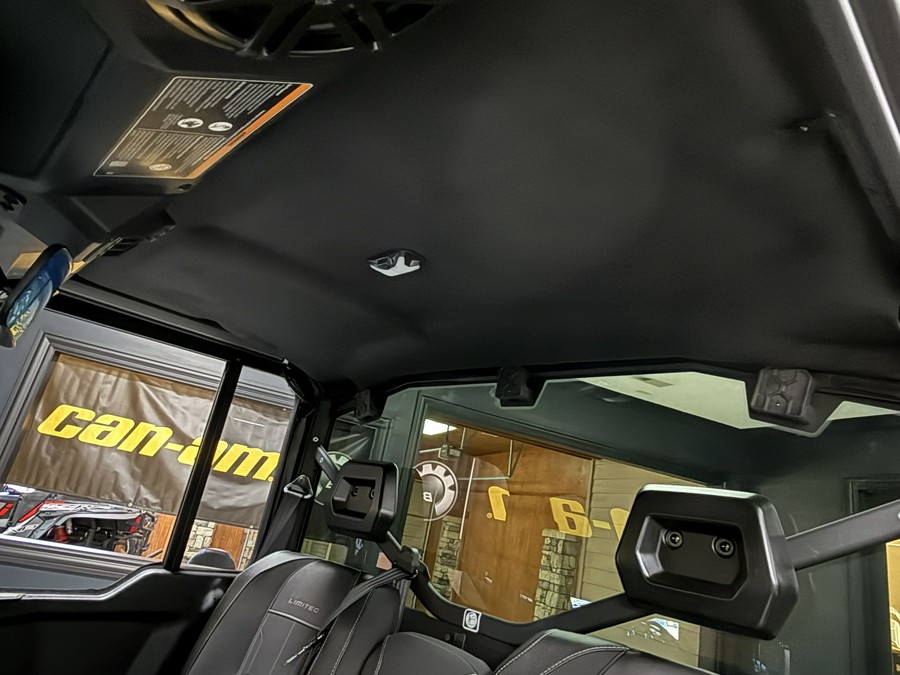 2026 Can-Am Defender Limited HD11