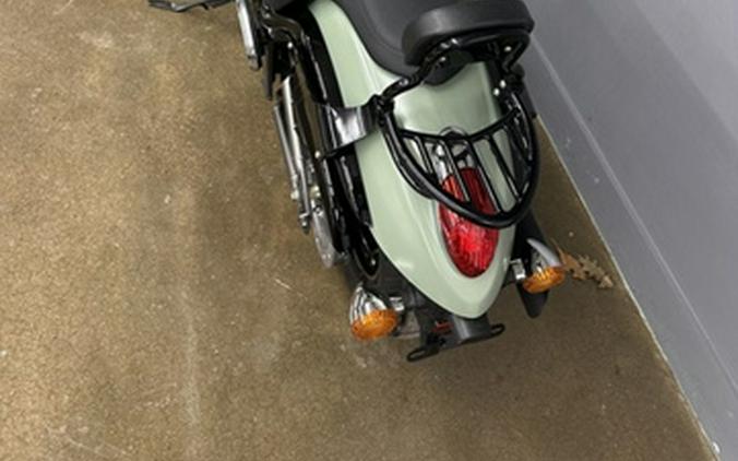 2023 Kawasaki Vulcan 900 Custom