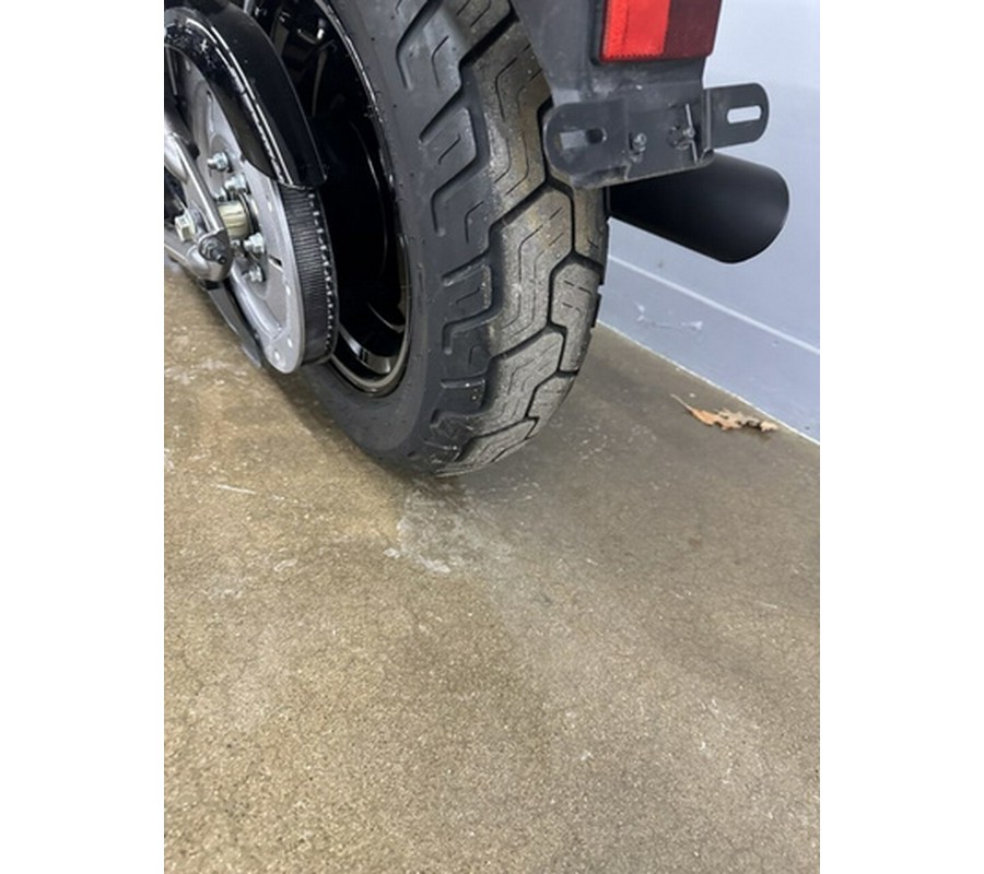 2023 Kawasaki Vulcan 900 Custom