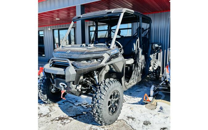 2026 Can-Am SSV DEF MAX XT 65 HD11 BK 26 XT HD11