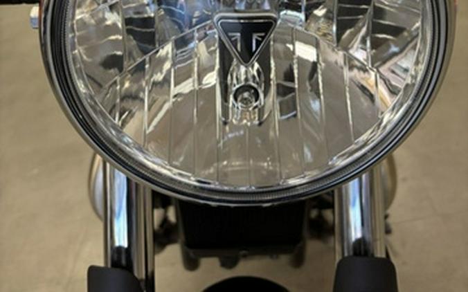 2025 Triumph Bonneville T100 Jet Black