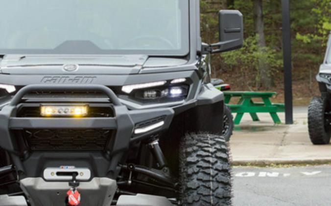 2026 Can-Am Defender MAX LONE STAR CAB HD11