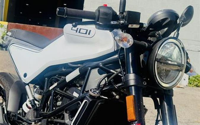2023 Husqvarna Svartpilen 401