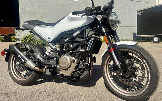 2023 Husqvarna Svartpilen 401