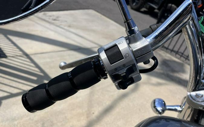2005 Suzuki Boulevard C50