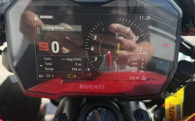2026 Ducati Diavel V4 Red