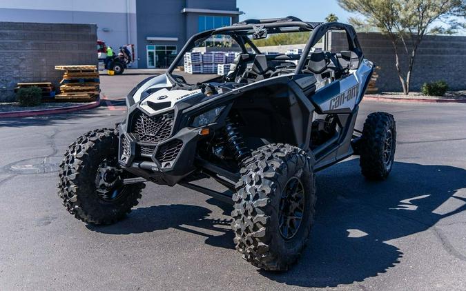 2024 Can-Am® Maverick X3 RS Turbo RR Catalyst Gray