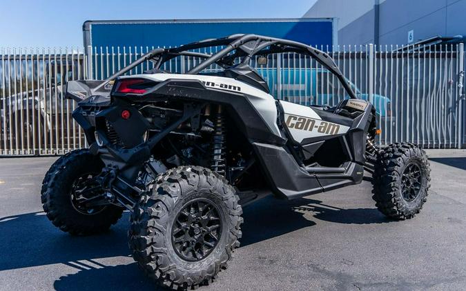 2024 Can-Am® Maverick X3 RS Turbo RR Catalyst Gray