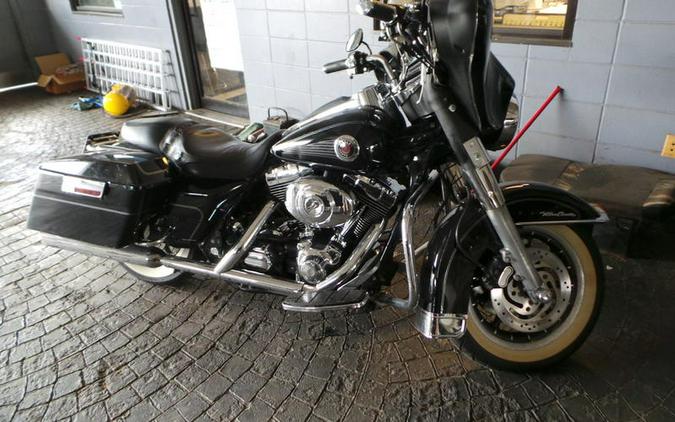 2004 Harley-Davidson® FLHTCUI - Electra Glide® Ultra Classic®