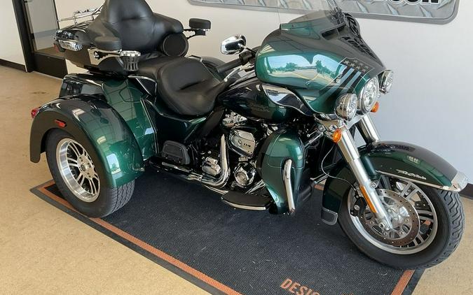 2021 Harley-Davidson® FLHTCUTG - Tri Glide® Ultra