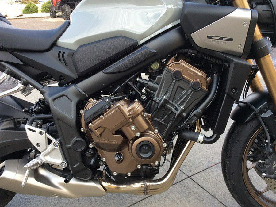 2024 Honda CB650RAC w/E-Clutch